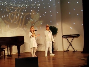 15.11.25. В киноконцертном зале пансионата «Никольский парк» состоялся благотворительный концерт «Вахта мира» участников студии эстрадно джазового вокала «Триумф» Центра Культуры «Зеленоград».