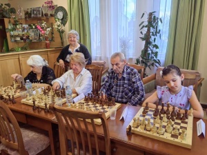 Среди отдыхающих пансионата состоялся сеанс одновременной игры по шахматам. Мероприятие было приурочено к Международному Дню шахмат, который отмечается ежегодно с 1966 года.