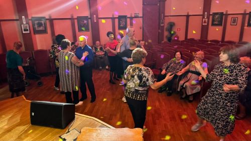 23.11.2024 Движение – это жизнь, а движение под музыку приносит не только пользу здоровью, но и массу положительных эмоций. 23.11.2024 Движение – это жизнь, а движение под музыку приносит не только пользу здоровью, но и массу положительных эмоций.