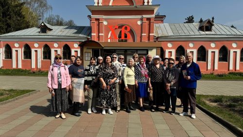 23.04. и 30.04.25  Для отдыхающих пансионата «Никольский парк» состоялась обзорная экскурсия в Храм Святителя Николая Мерлекийского. 