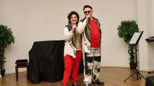 19.04.26 В пансионат «Никольский парк» приезжал творческий дуэт «Попутчики» с концертной программой «Мы все вокруг попутчики…». 