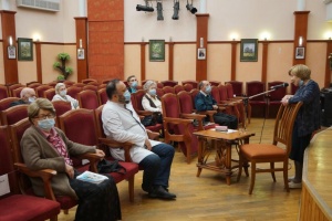 В зрительном зале прошел поэтический час «Поэзией душа  моя  полна» по творчеству Эдуарда  Асадова.