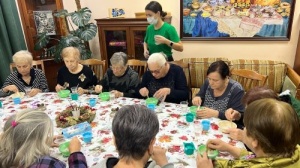 12.12.23г. Для отдыхающих нашего пансионата культорганизатор Лебедева М.И. провела мастер-класс по изготовлению «Гипсовых барельефов». 